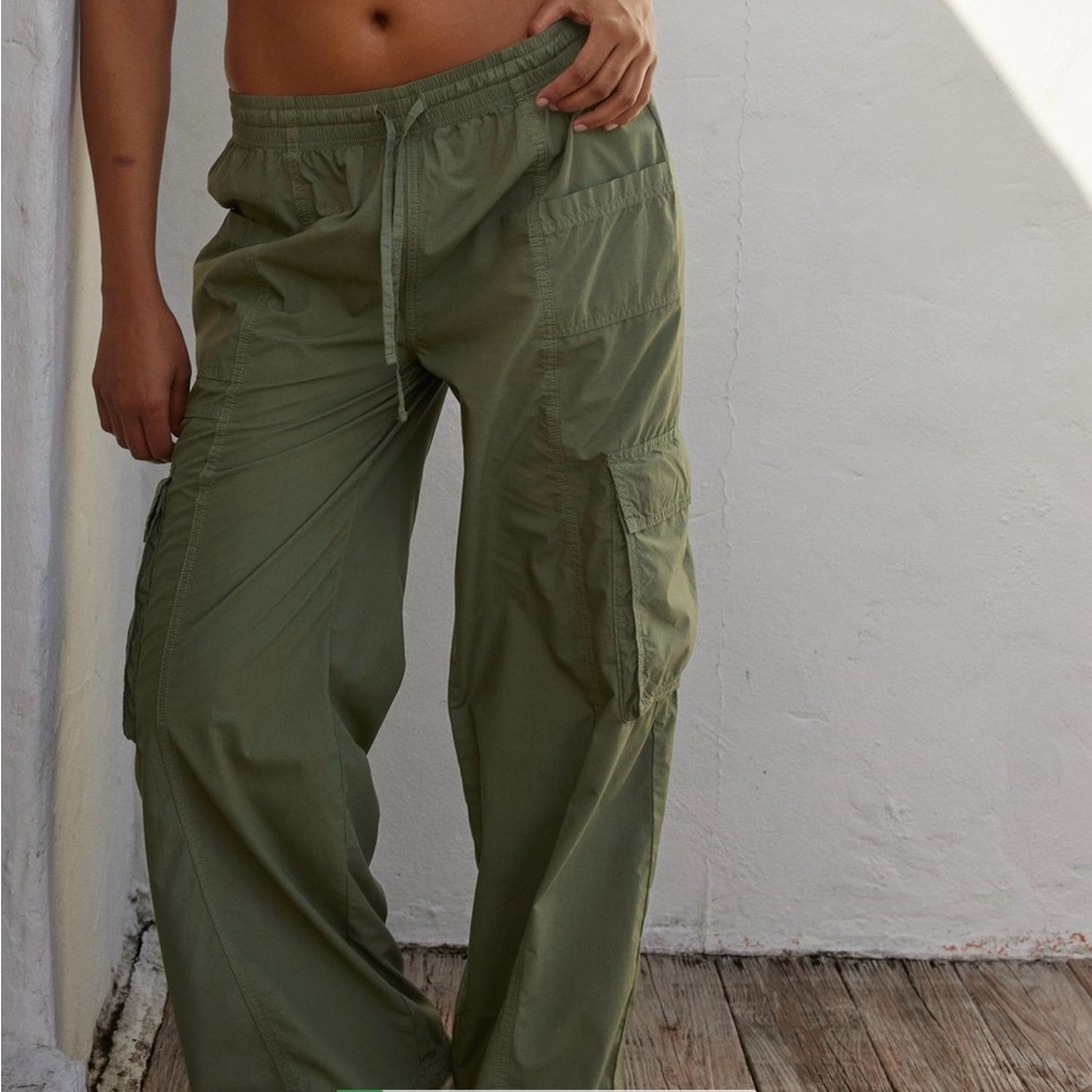 Aerie High Waisted Go-For-It Baggy Cargo Pant